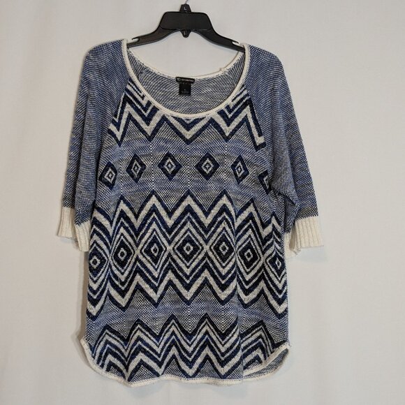NEW DIRECTIONS Blue/White Chevron Soft Pullover Sweater; 1/2 Sleeves; Size XL - Picture 1 of 4